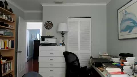 Michael online show from 12/05/25, 05:53