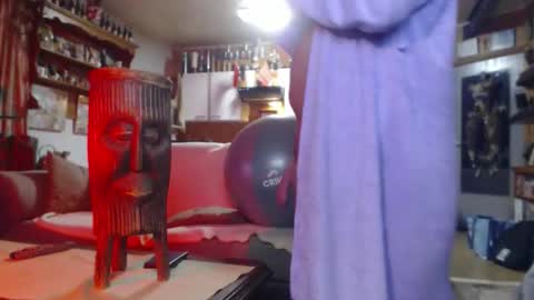 Snapshot of lovetobenaked10 chatting on 03/16/26, 06:23 aaron online show from 03/16/26, 06:23