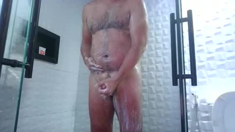 Snapshot of lovetobeseen1000 chatting on 03/04/26, 04:57 Lovetobeseen online show from 03/04/26, 04:57