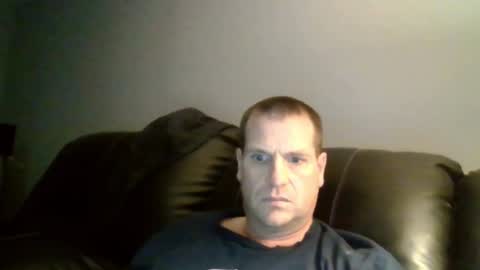 lovetocum37 online show from 02/03/25, 02:25