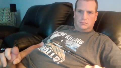 lovetocum37 online show from 10/29/25, 03:47