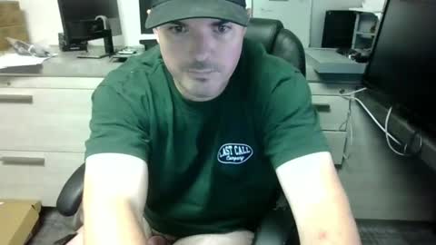 Snapshot of lovetofps chatting on 12/04/24, 11:02 Love2Game online show from 12/04/24, 11:02