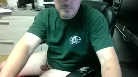 Snapshot of lovetofps chatting on 01/07/25, 12:55 Love2Game online show from 01/07/25, 12:55