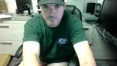 Snapshot of lovetofps chatting on 01/29/25, 02:40 Love2Game online show from 01/29/25, 02:40