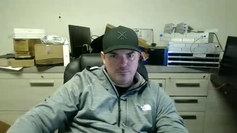 Snapshot of lovetofps chatting on 01/29/25, 09:17 Love2Game online show from 01/29/25, 09:17