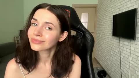 Isabella online show from 07/26/26, 07:15