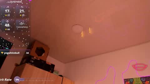 Snapshot of lovexxxdanna chatting on 03/27/26, 03:23 Danna online show from 03/27/26, 03:23