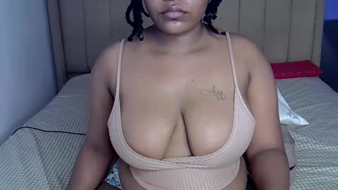 Snapshot of loveydivah chatting on 09/15/25, 09:53 loveydivah online show from 09/15/25, 09:53