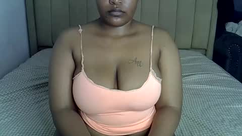 Snapshot of loveydivah chatting on 04/27/26, 10:08 loveydivah online show from 04/27/26, 10:08