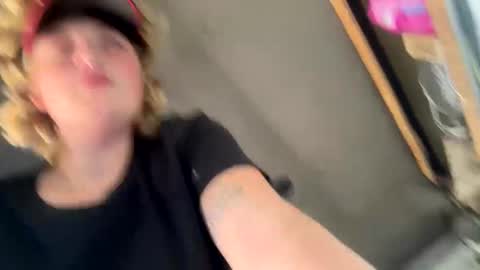 StacyMaeWish online show from 03/11/25, 07:36