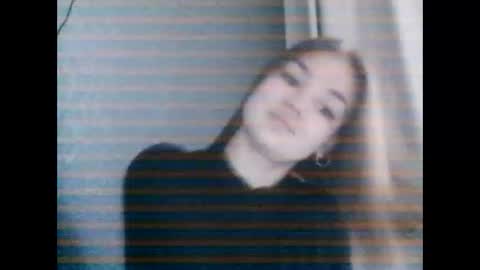 Snapshot of loviesimone chatting on 10/01/25, 10:32 loviesimone online show from 10/01/25, 10:32