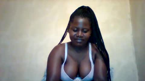 loviett online show from 05/19/26, 01:11