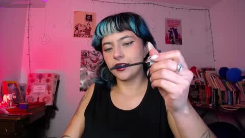 Snapshot of loving_alma chatting on 02/15/26, 12:51 loving_alma online show from 02/15/26, 12:51