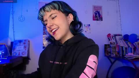 Snapshot of loving_alma chatting on 02/22/26, 01:40 loving_alma online show from 02/22/26, 01:40