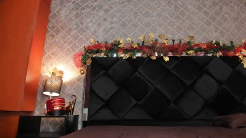 Darcy online show from 12/17/24, 03:17