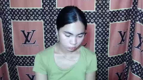 Snapshot of loving_rhean chatting on 11/27/25, 10:56 loving_rhean online show from 11/27/25, 10:56