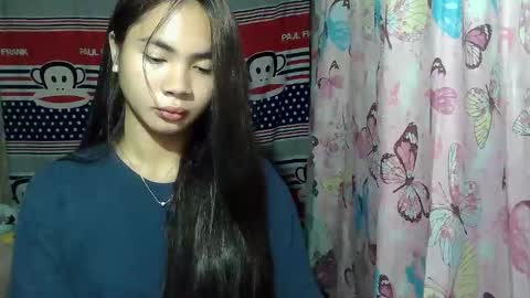 Snapshot of loving_rhean chatting on 05/20/26, 04:13 loving_rhean online show from 05/20/26, 04:13