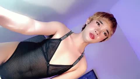 Snapshot of lovingmonaru969 chatting on 01/10/25, 07:32 Lovingmonaru969 online show from 01/10/25, 07:32