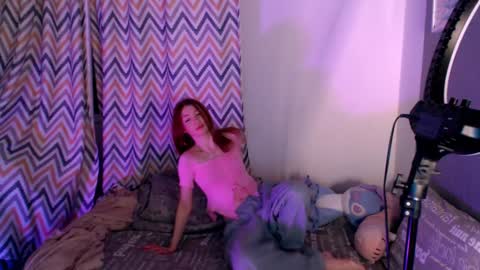 Snapshot of lower_angel chatting on 02/08/25, 12:28 Loly online show from 02/08/25, 12:28