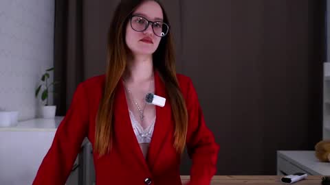 Amelia online show from 04/11/26, 11:14