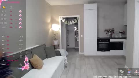 Snapshot of loxy_ chatting on 01/08/26, 09:39 Loxy online show from 01/08/26, 09:39