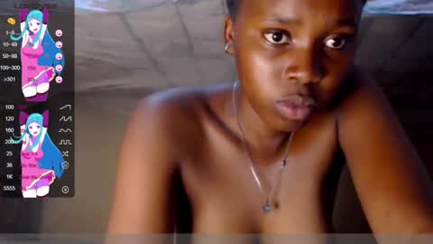 Snapshot of loyalcutick chatting on 02/13/25, 03:29 loyalcutic online show from 02/13/25, 03:29
