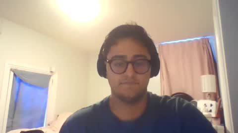 Snapshot of lpop81020 chatting on 10/23/25, 09:13 lpop81020 online show from 10/23/25, 09:13