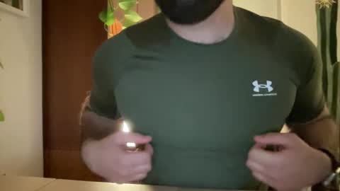 Snapshot of lr48500 chatting on 02/16/26, 06:31 lr48500 online show from 02/16/26, 06:31