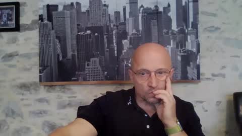 Espigle online show from 04/29/26, 07:45