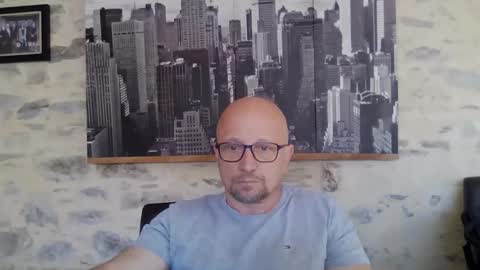 Espigle online show from 05/15/26, 07:59