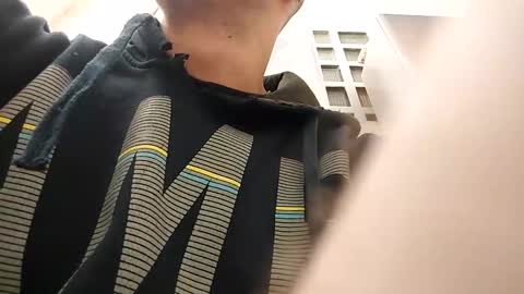 Snapshot of lshot_d chatting on 12/08/24, 01:24 Lshot D online show from 12/08/24, 01:24