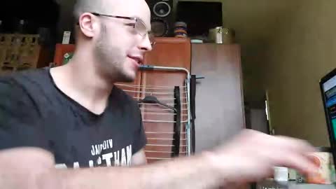 Snapshot of lshot_d chatting on 12/29/24, 11:18 Lshot D online show from 12/29/24, 11:18