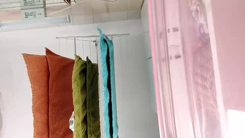 Snapshot of lshot_d chatting on 01/29/25, 12:13 Lshot D online show from 01/29/25, 12:13