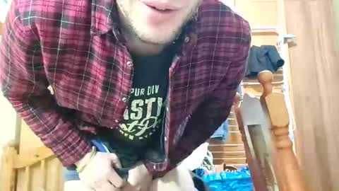 Snapshot of lshot_d chatting on 02/02/25, 05:32 Lshot D online show from 02/02/25, 05:32