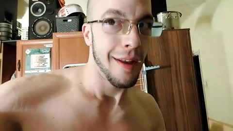 Snapshot of lshot_d chatting on 02/20/25, 05:12 Lshot D online show from 02/20/25, 05:12