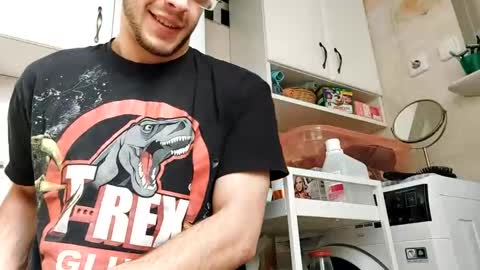 Snapshot of lshot_d chatting on 02/22/25, 11:02 Lshot D online show from 02/22/25, 11:02