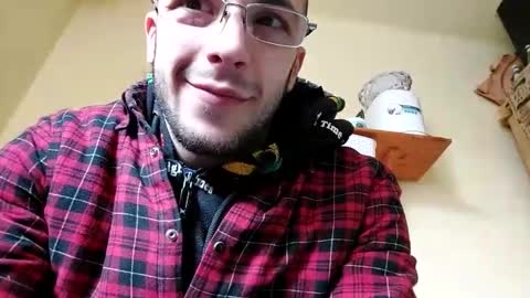 Snapshot of lshot_d chatting on 02/25/25, 11:08 Lshot D online show from 02/25/25, 11:08