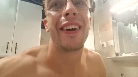 Snapshot of lshot_d chatting on 09/26/25, 11:20 Lshot D online show from 09/26/25, 11:20