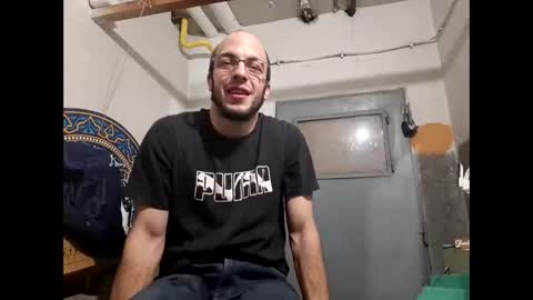 Snapshot of lshot_d chatting on 12/01/25, 09:09 Lshot D online show from 12/01/25, 09:09