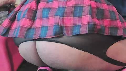 Snapshot of ltlstuborn chatting on 10/03/25, 09:17 Delany online show from 10/03/25, 09:17