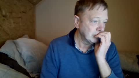 lu485947452685 online show from 12/02/25, 05:52