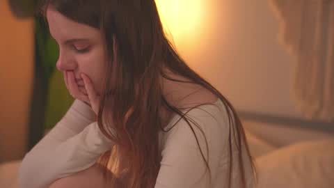 Lu 3 online show from 10/14/25, 07:53