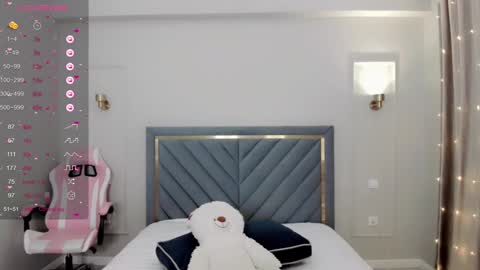 Snapshot of lu_mina chatting on 01/11/25, 09:25 lu_mina online show from 01/11/25, 09:25