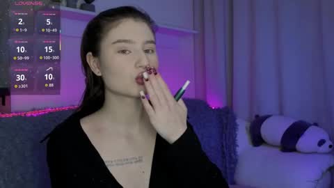 Snapshot of lua__19 chatting on 03/12/26, 10:05 Lua online show from 03/12/26, 10:05