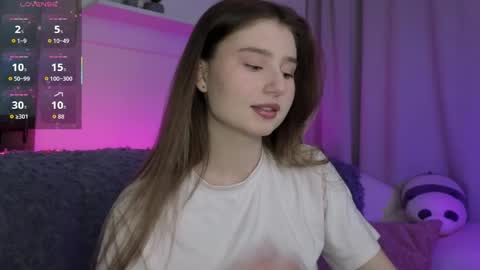 Snapshot of lua__19 chatting on 03/26/26, 06:35 Lua online show from 03/26/26, 06:35