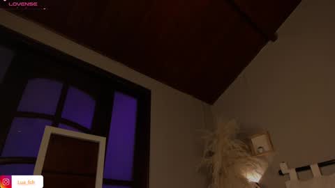 Snapshot of lua_ferch_ chatting on 12/19/24, 03:41  ---Goys incredible photographs online show from 12/19/24, 03:41