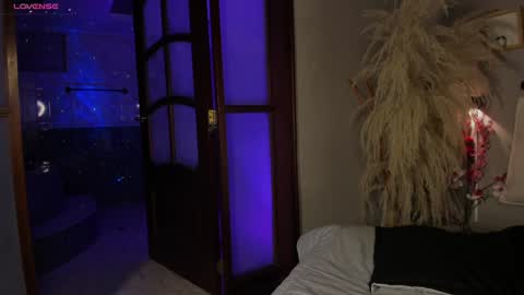 Snapshot of lua_ferch_ chatting on 01/13/25, 06:05  ---Goys incredible photographs online show from 01/13/25, 06:05