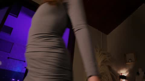 Snapshot of lua_ferch_ chatting on 01/23/25, 04:48  ---Goys incredible photographs online show from 01/23/25, 04:48
