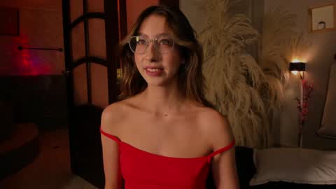 Snapshot of lua_ferch_ chatting on 01/28/25, 12:32  ---Goys incredible photographs online show from 01/28/25, 12:32