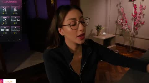 Snapshot of lua_ferch_ chatting on 02/26/25, 01:41  ---Goys incredible photographs online show from 02/26/25, 01:41